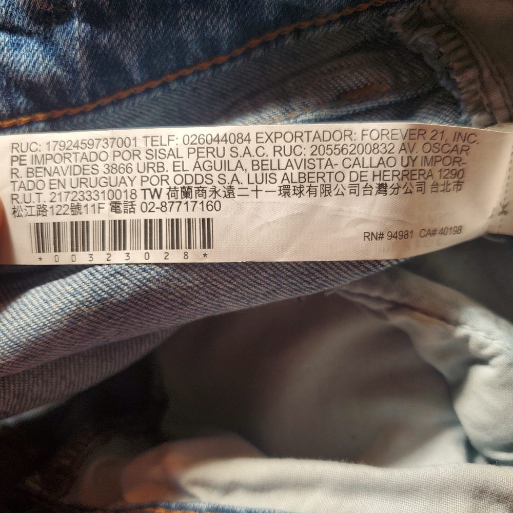 Forever 21 Cropped Distressed Raw Kick Flare Jeans 30 - Picture 9 of 9